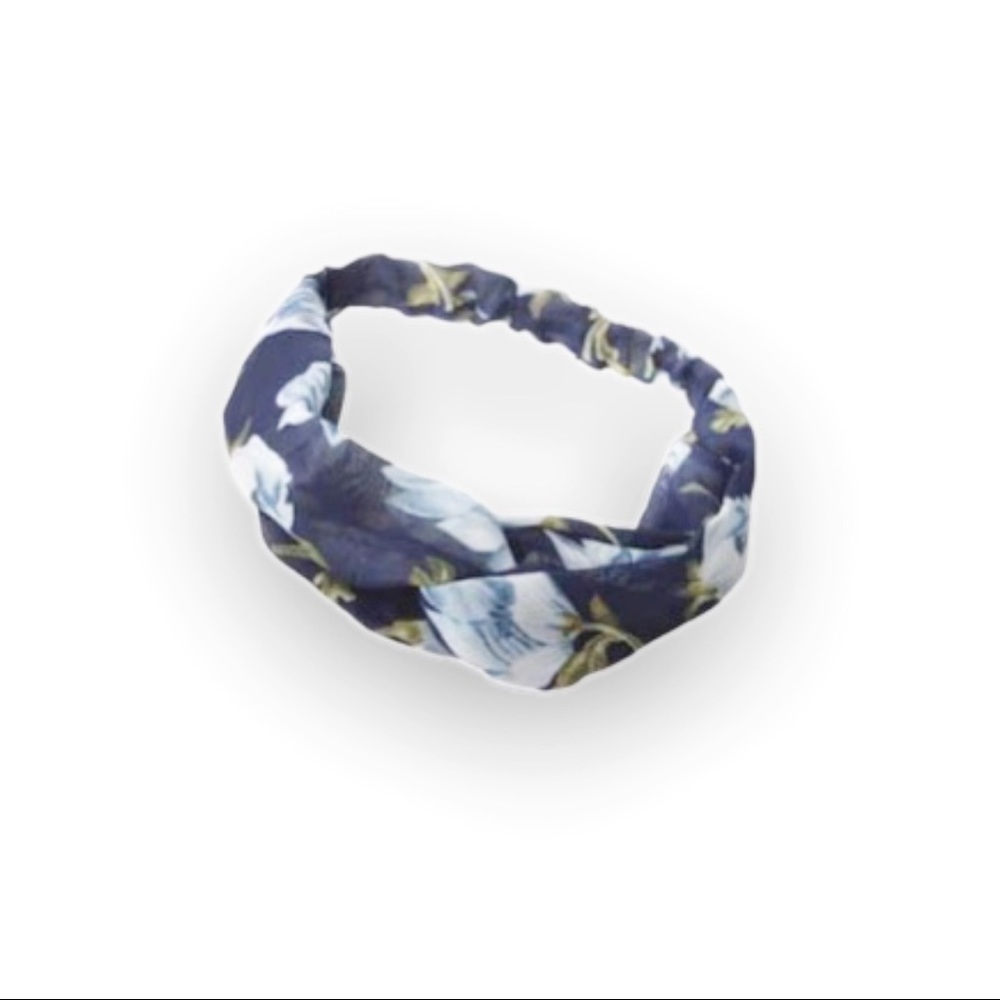 🌸3/$15 BOHO TWIST FRONT HEADBAND